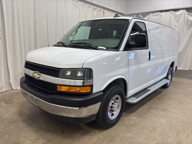 Used 2024 Chevrolet Express 2500 w/ Driver Convenience Package image 8