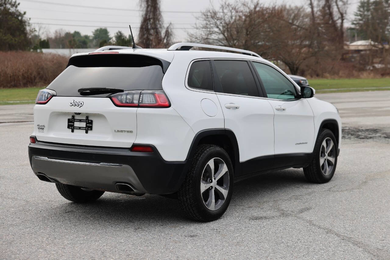 Used 2019 Jeep Cherokee Limited image 5