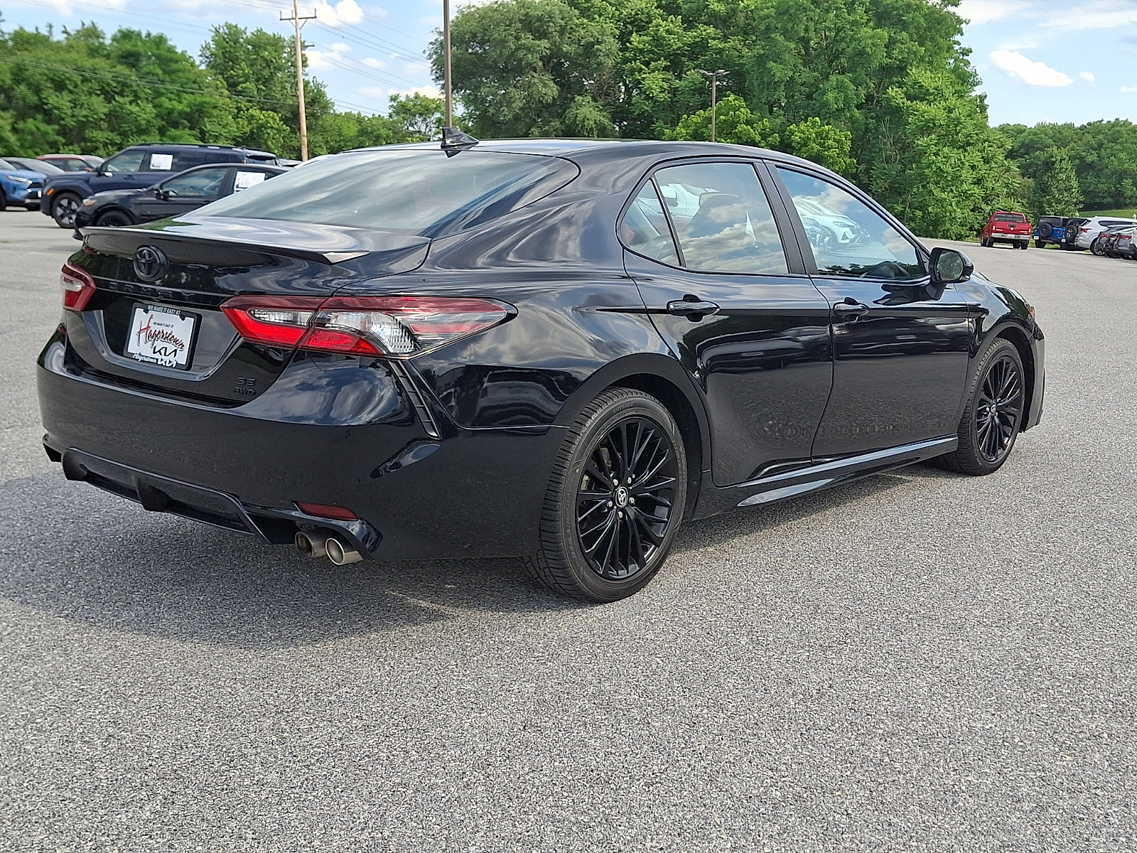 Used 2021 Toyota Camry SE w/ Convenience Package AWD/4WD image 6