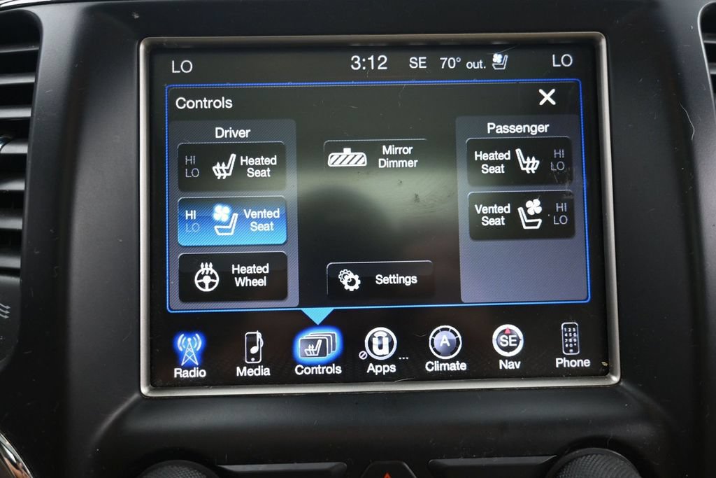 Used 2014 Jeep Grand Cherokee Limited w/ Luxury Group II AWD/4WD image 28