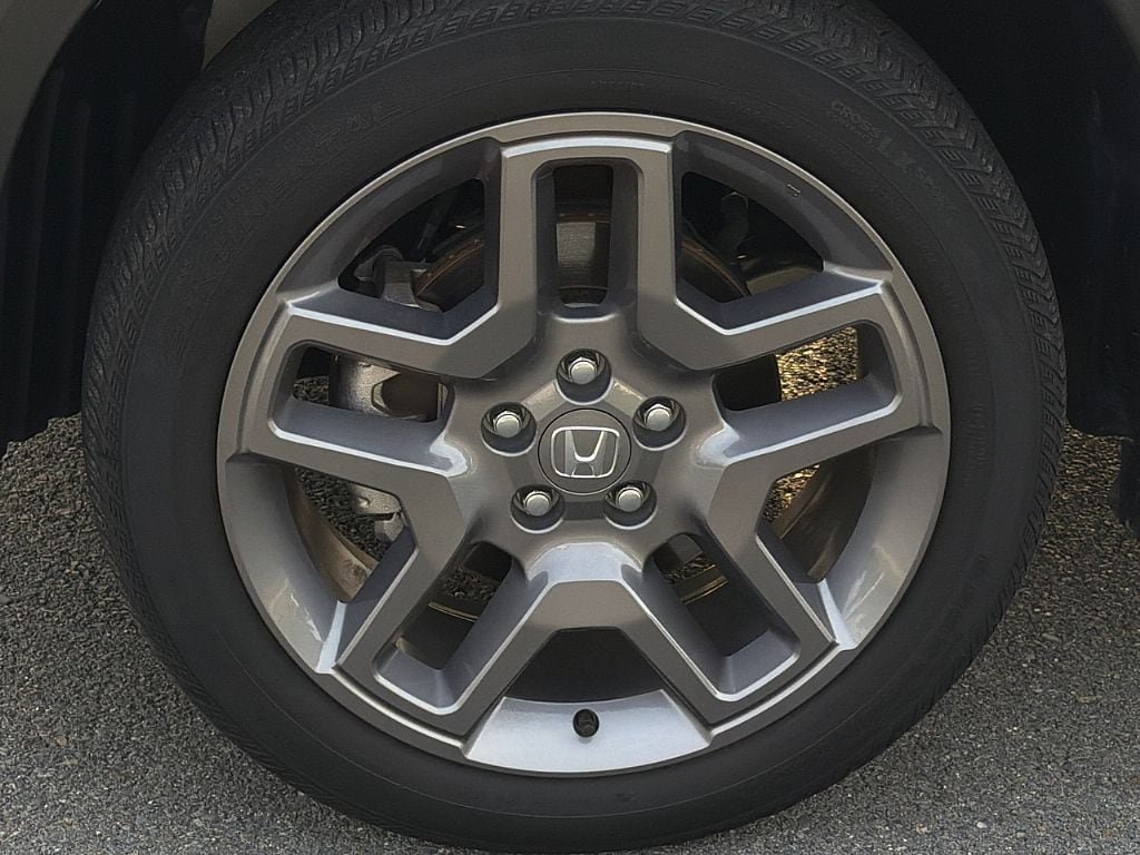 Used 2023 Honda Passport EX-L image 9
