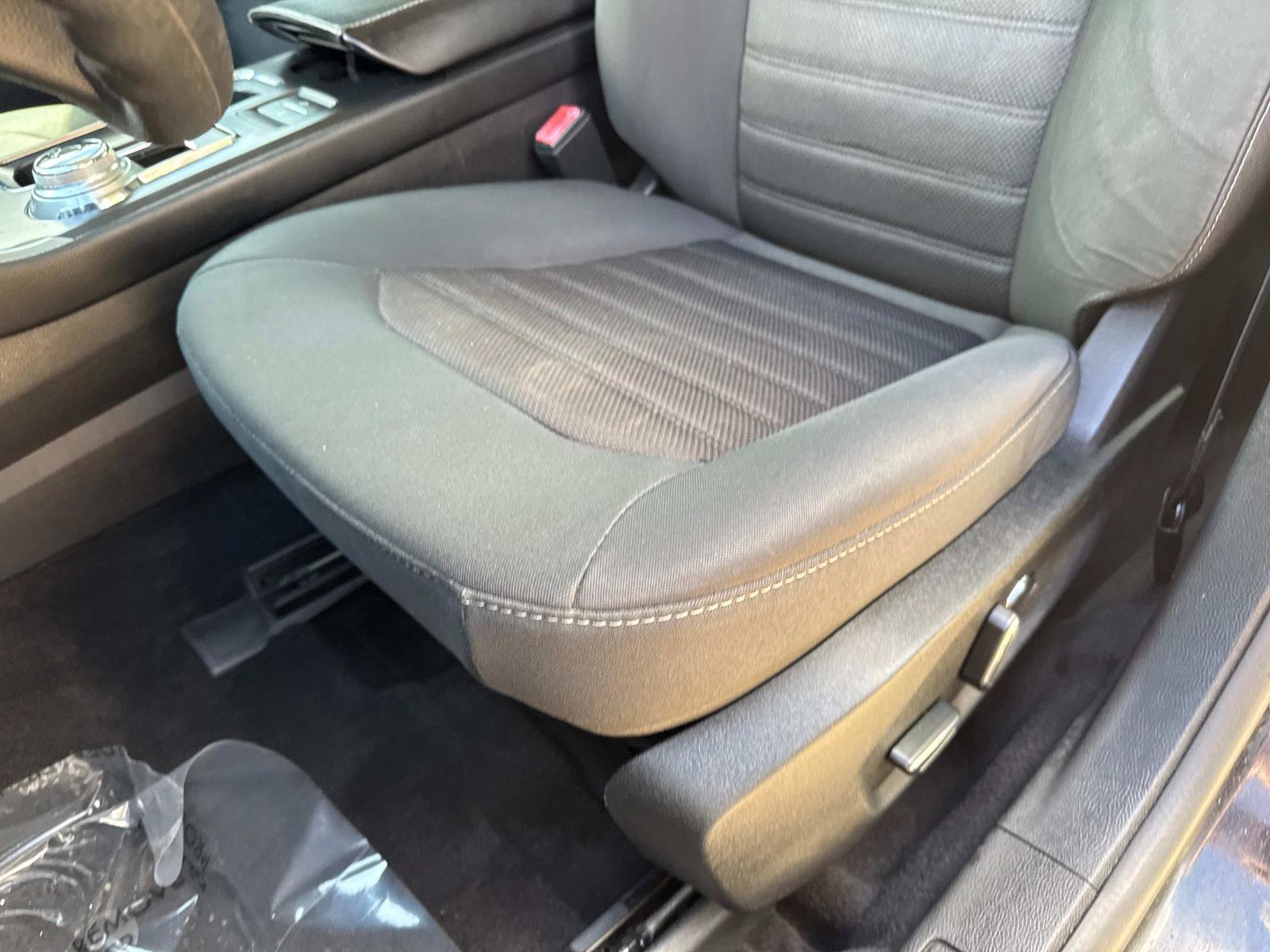 Used 2020 Ford Fusion SE image 18