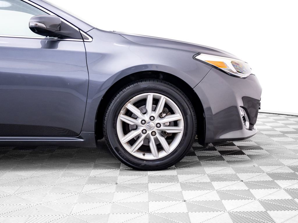 Used 2014 Toyota Avalon XLE Premium FWD image 29