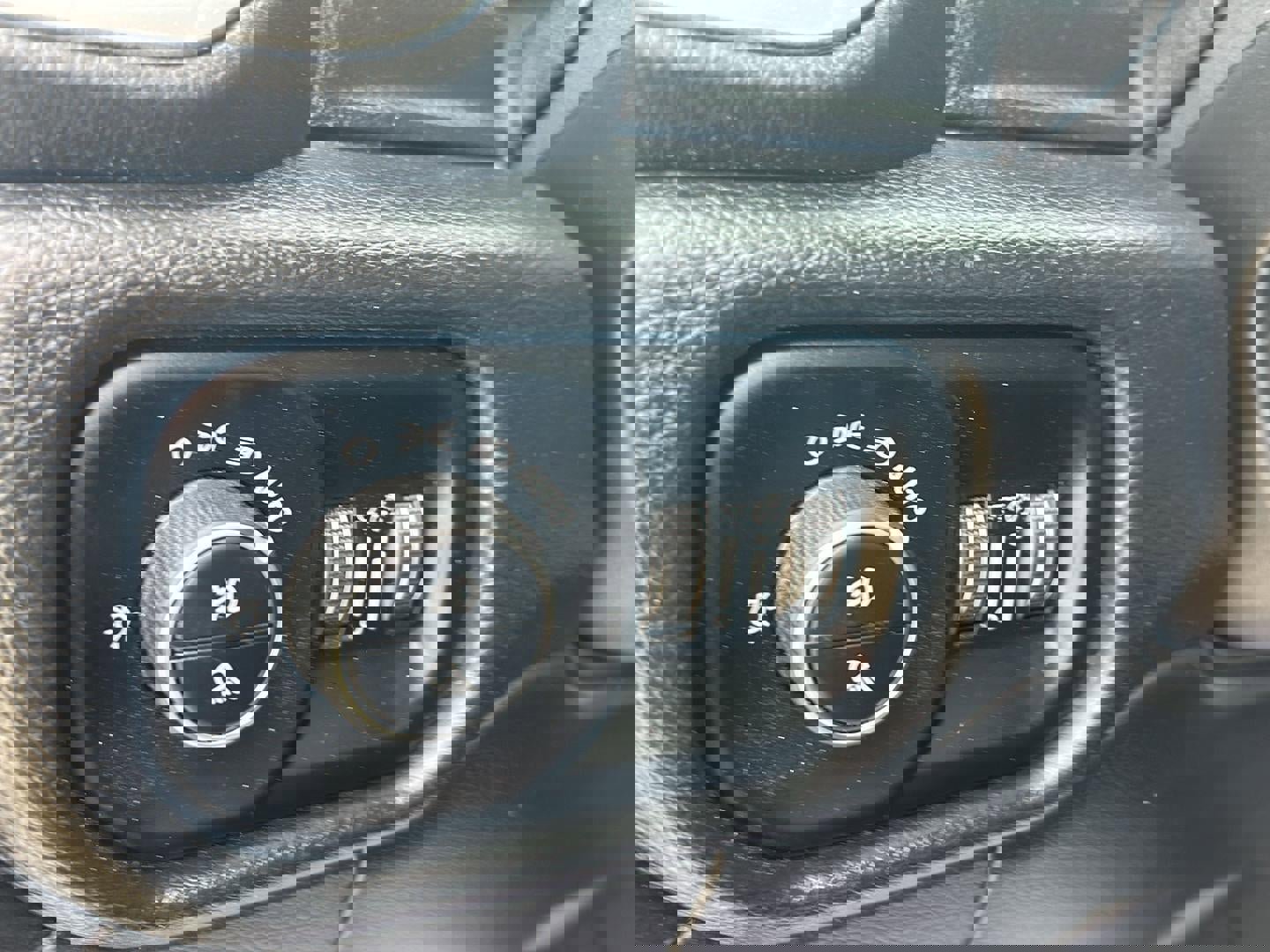 Used 2019 RAM 2500 Laramie image 21