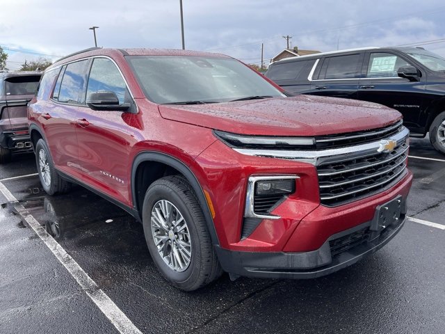 New 2025 Chevrolet Traverse LT