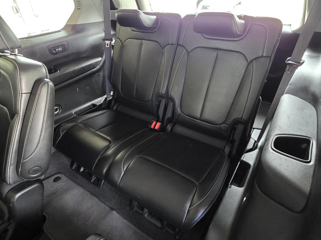 Used 2022 Jeep Grand Cherokee L Limited RWD image 14