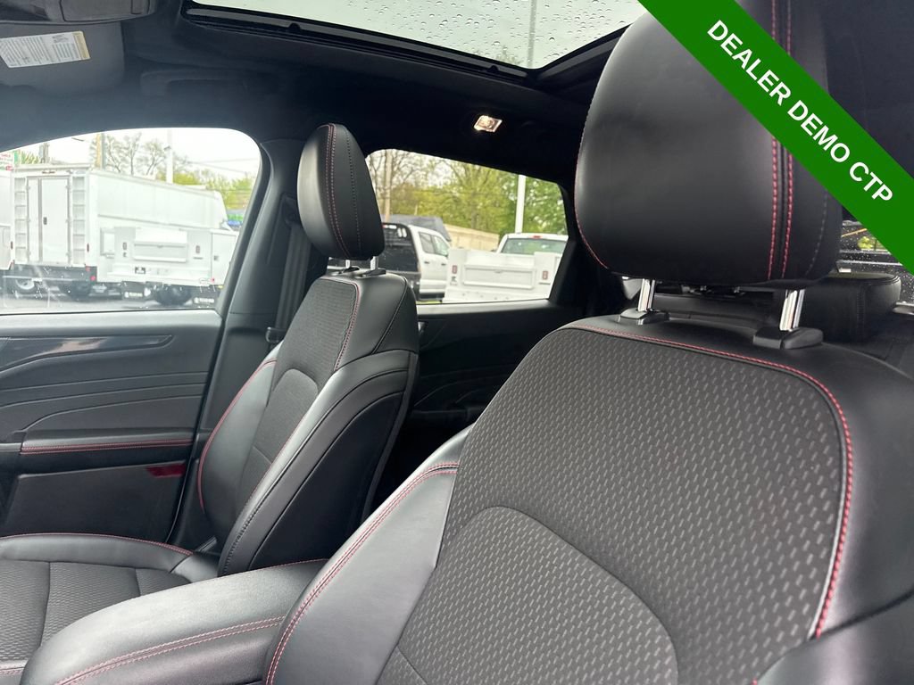 Used 2024 Ford Escape ST-Line Select w/ Tech Pack #2 AWD/4WD image 22