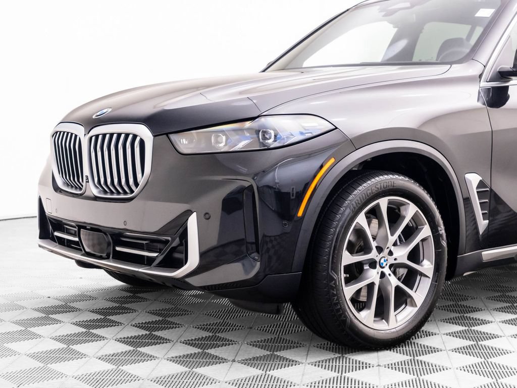 Used 2024 BMW X5 xDrive40i w/ Premium Package AWD/4WD image 34