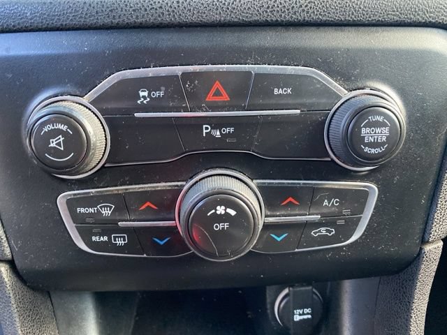 Used 2015 Dodge Charger SE w/ Popular Equipment Group RWD image 36