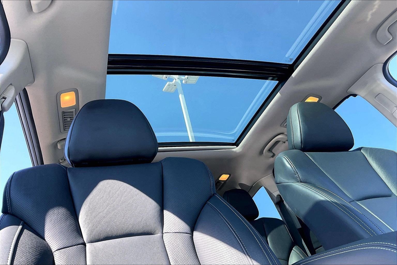 Certified 2021 Subaru Ascent Limited w/ Technology Package image 15