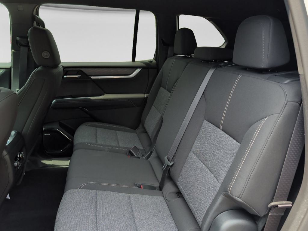 Used 2026 GMC Acadia Elevation w/ LPO, Floor Liner Package AWD/4WD image 31