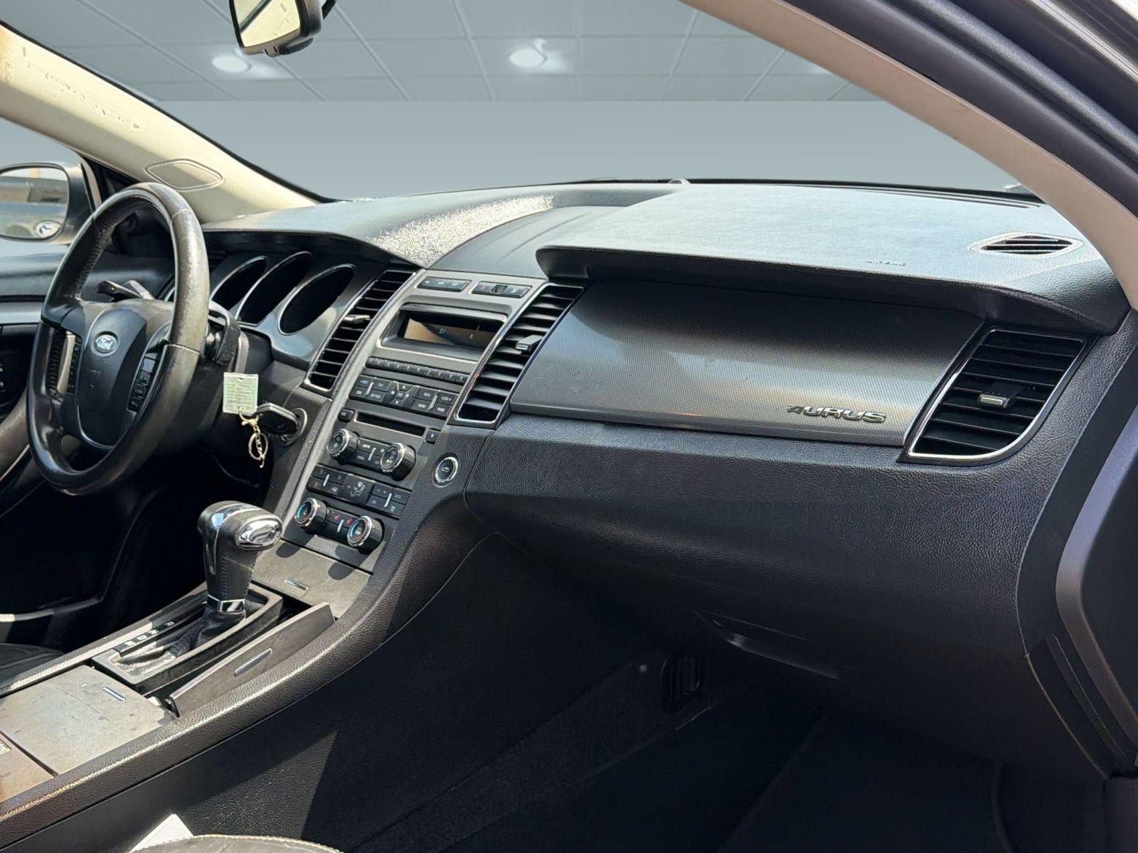 Used 2011 Ford Taurus SEL w/ 201A Rapid Spec Order Code FWD image 26