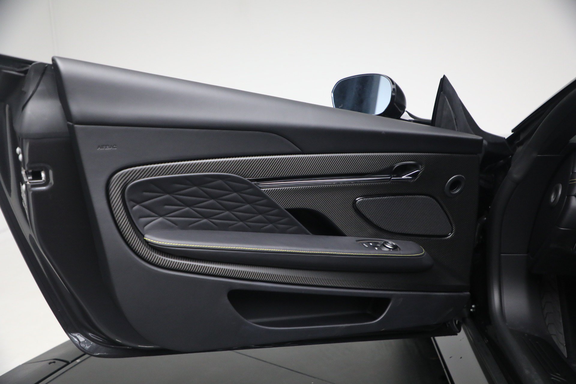 New 2026 Aston Martin DB12 Convertible image 28