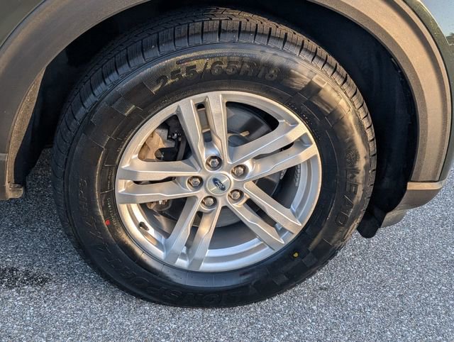 Used 2022 Ford Explorer XLT w/ Equipment Group 202A image 15