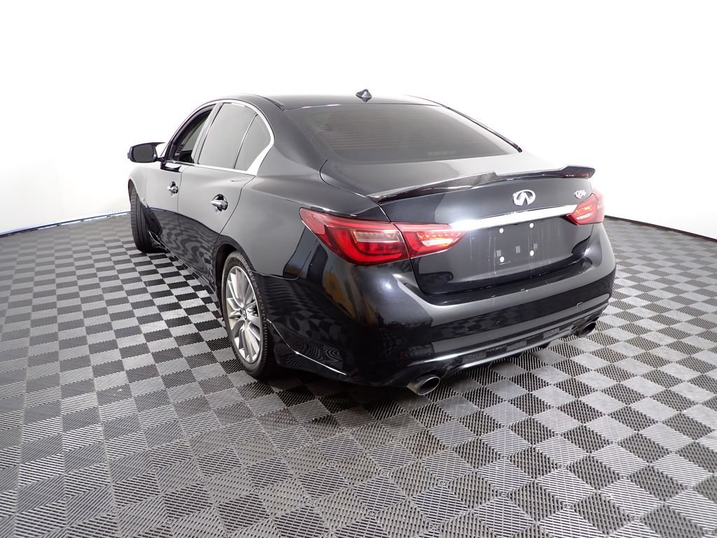 Used 2018 INFINITI Q50 Luxe w/ Sensory Package (Luxe) AWD/4WD image 12