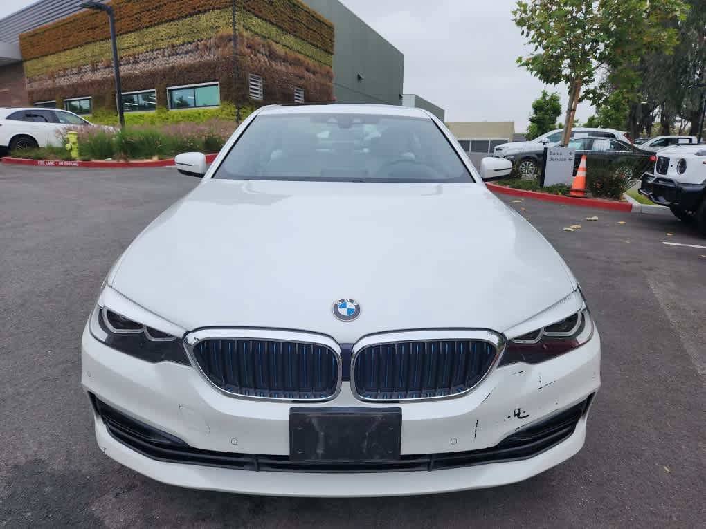 Used 2019 BMW 530e w/ Convenience Package RWD image 8