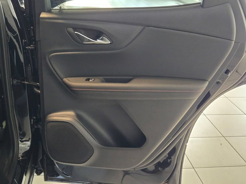 New 2026 Chevrolet Blazer RS AWD/4WD image 9
