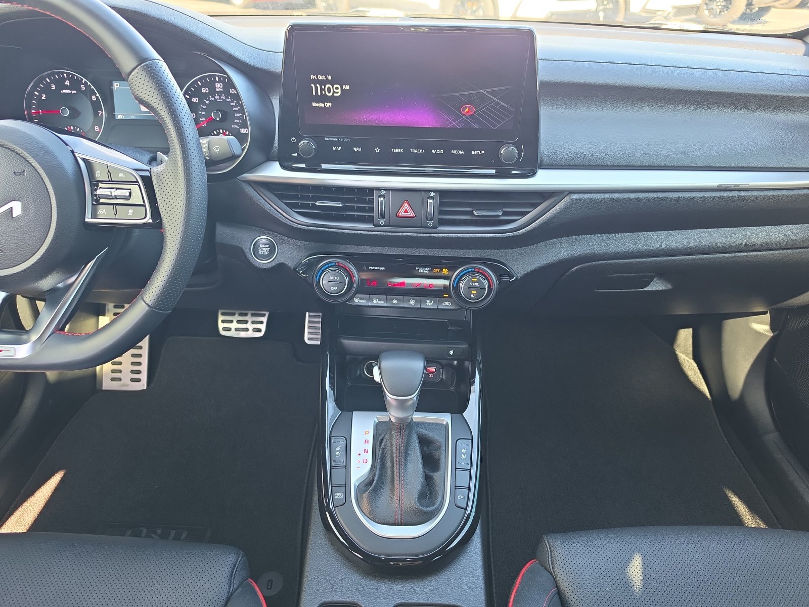 Used 2023 Kia Forte GT w/ GT2 Package FWD image 11