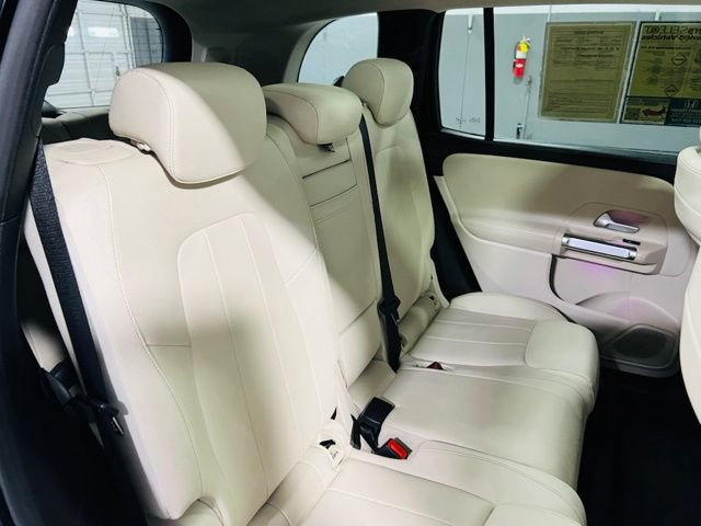 Used 2021 Mercedes-Benz GLB 250 image 31