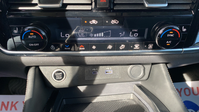 Used 2023 Nissan Rogue SL w/ SL Premium Package AWD/4WD image 18