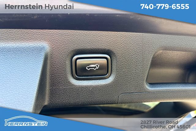 Used 2020 Hyundai Santa Fe Limited AWD/4WD image 22