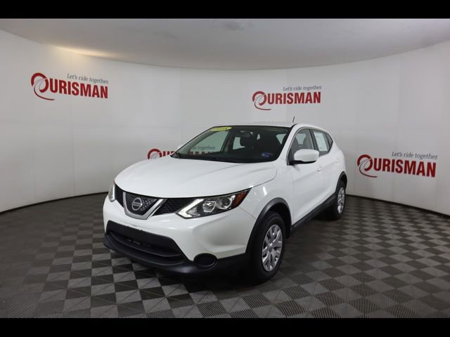 Used 2018 Nissan Rogue Sport S image 3