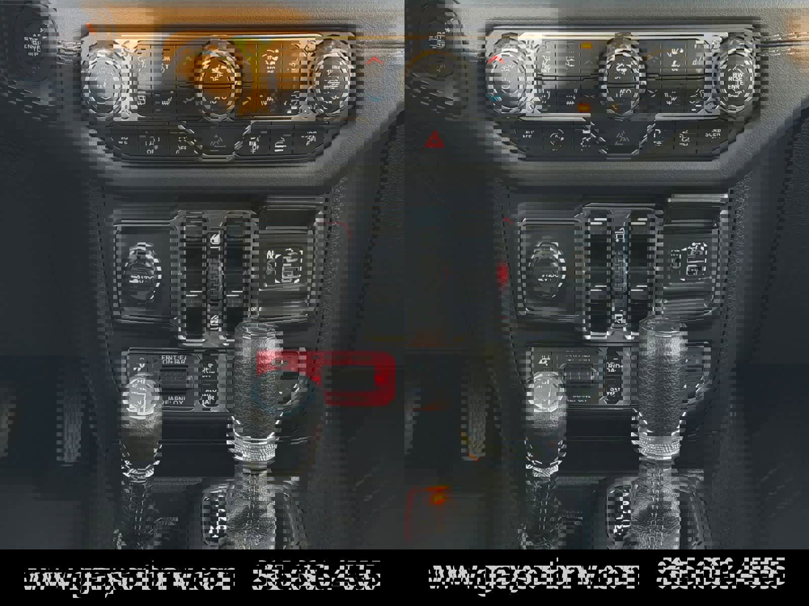 Used 2025 Jeep Gladiator Rubicon w/ Safety Group image 19