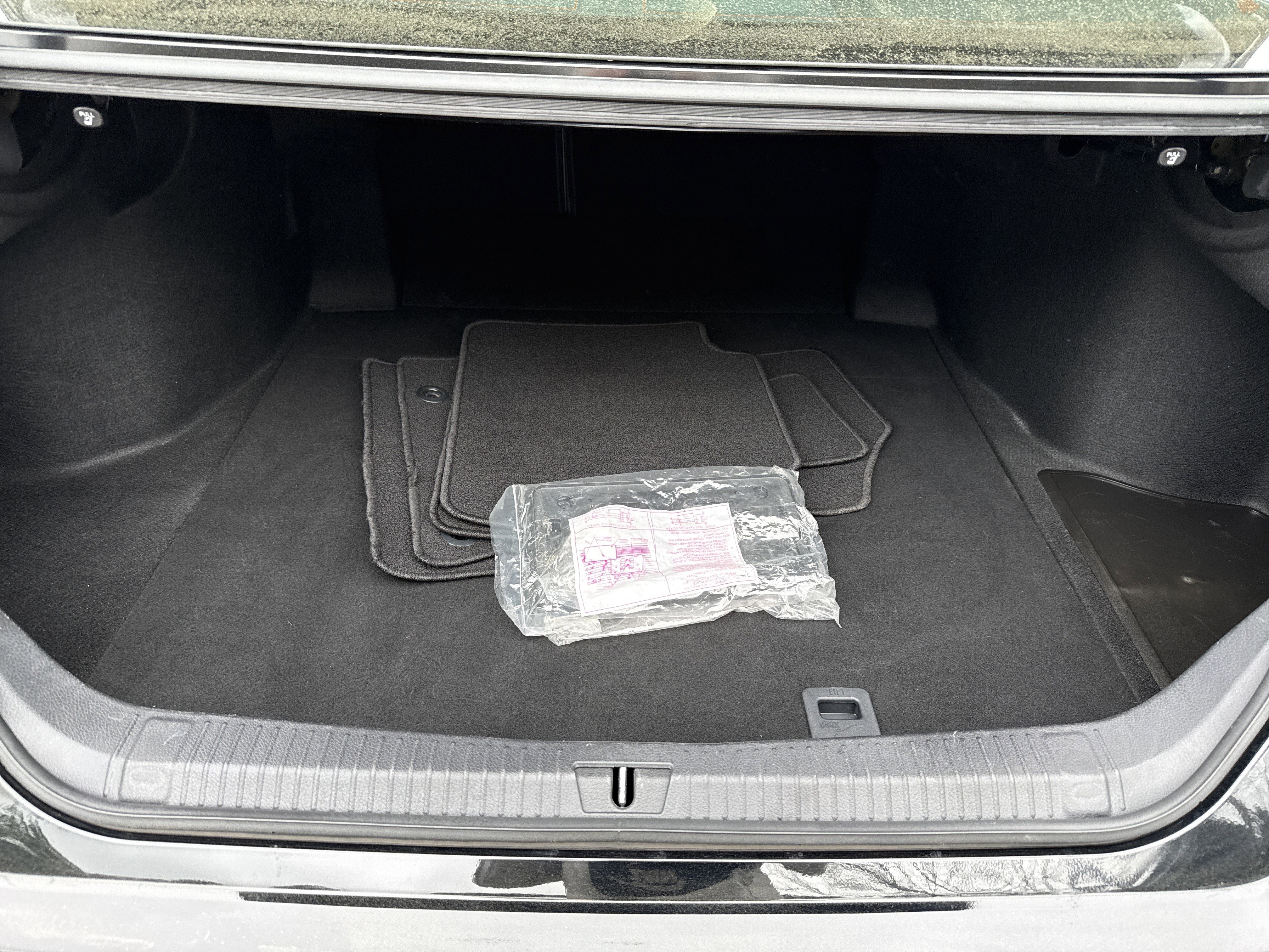 Used 2022 Toyota Avalon Limited w/ Advanced Safety Package image 18