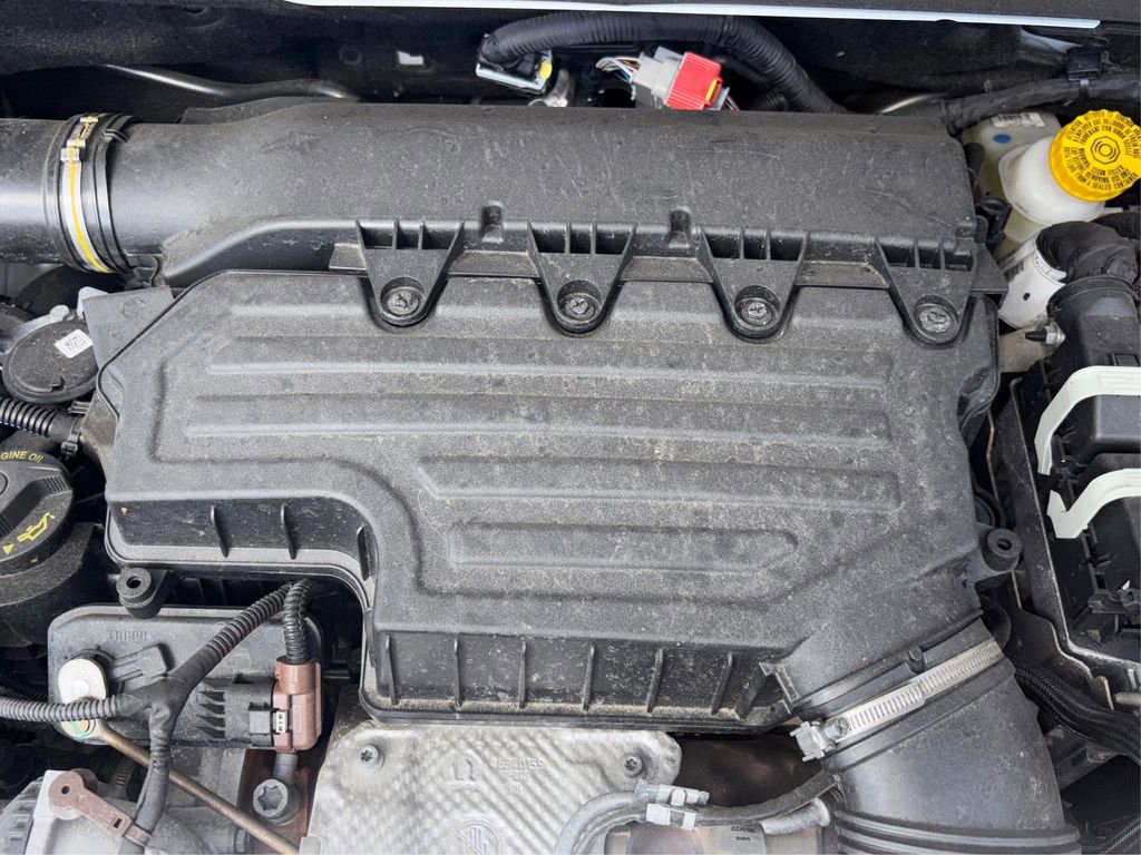 Used 2023 Jeep Renegade Latitude w/ Sun/Sound Group image 13