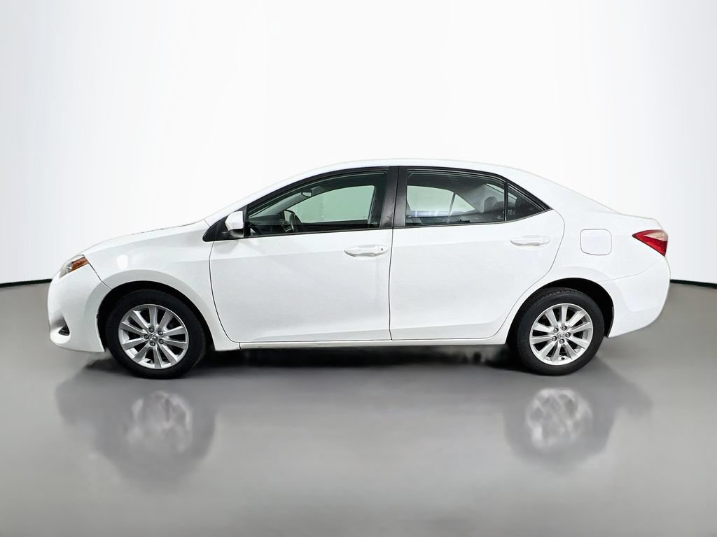 Used 2017 Toyota Corolla LE FWD image 5