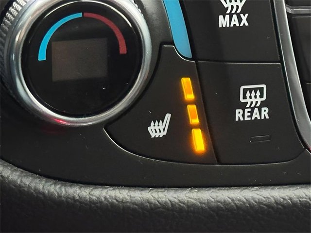 Used 2022 Chevrolet Equinox LT w/ Driver Convenience Package image 19