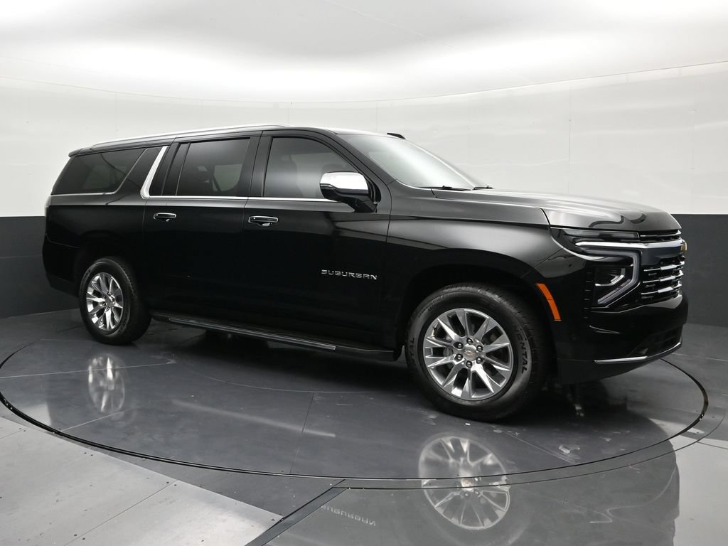 Used 2026 Chevrolet Suburban Premier RWD image 7