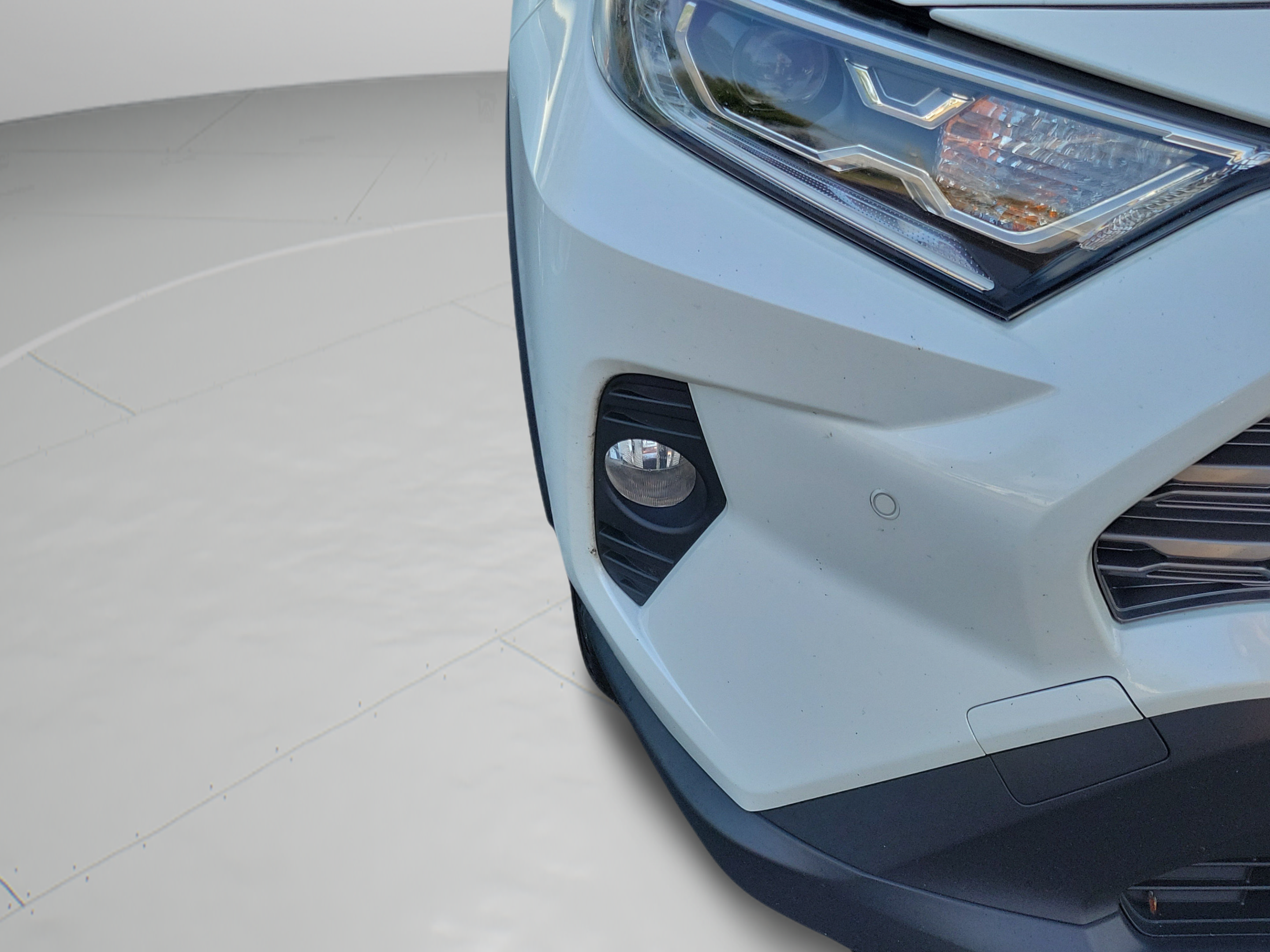 Used 2019 Toyota RAV4 Limited w/ Limited Grade Weather Package AWD/4WD image 10