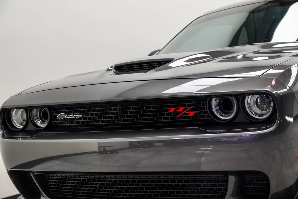 Used 2023 Dodge Challenger R/T Scat Pack RWD image 2