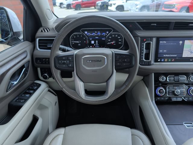 Used 2021 GMC Yukon XL Denali w/ LPO, Illumination Package AWD/4WD image 2