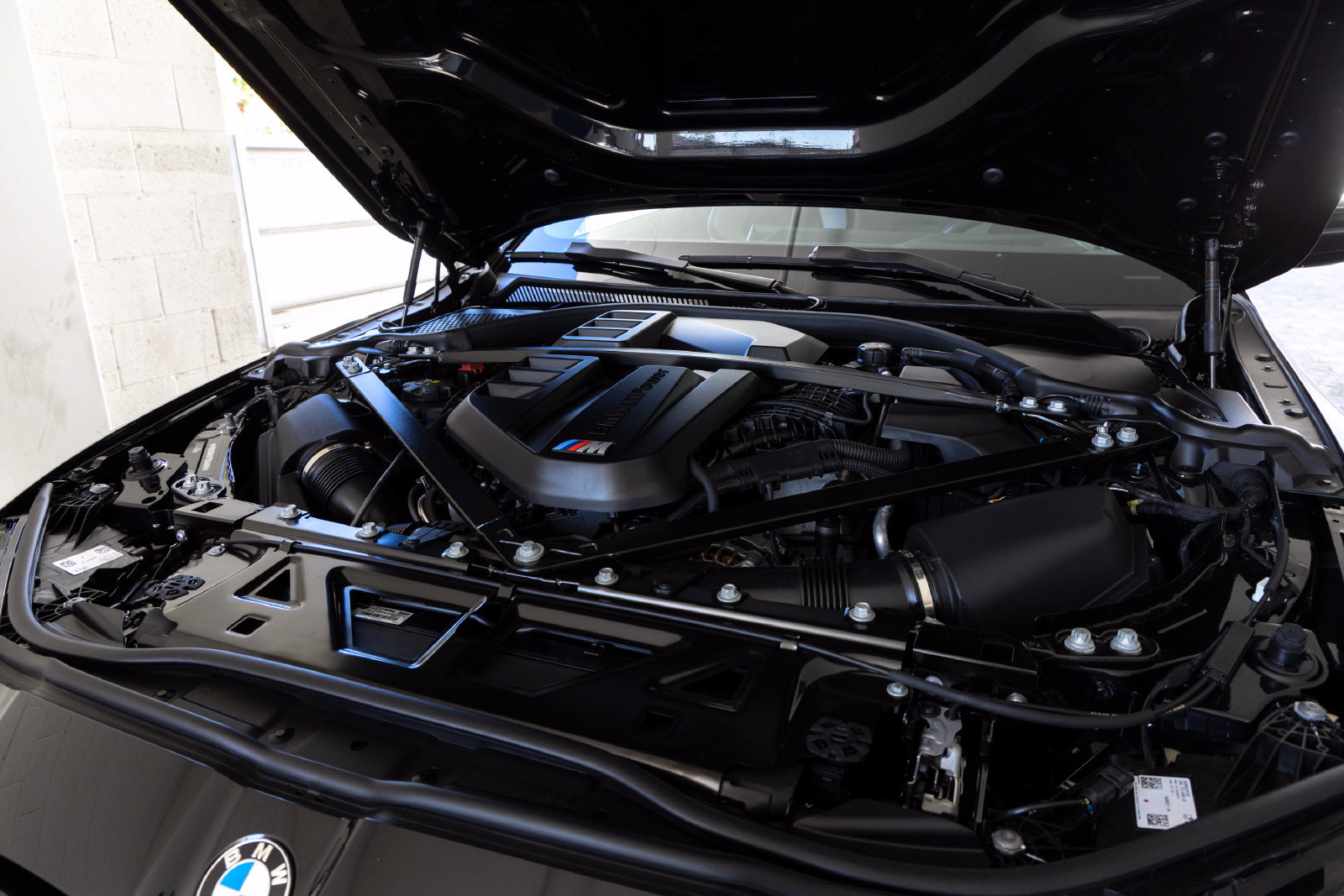Certified 2026 BMW M4 xDrive Competition w/ Executive Package AWD/4WD image 34