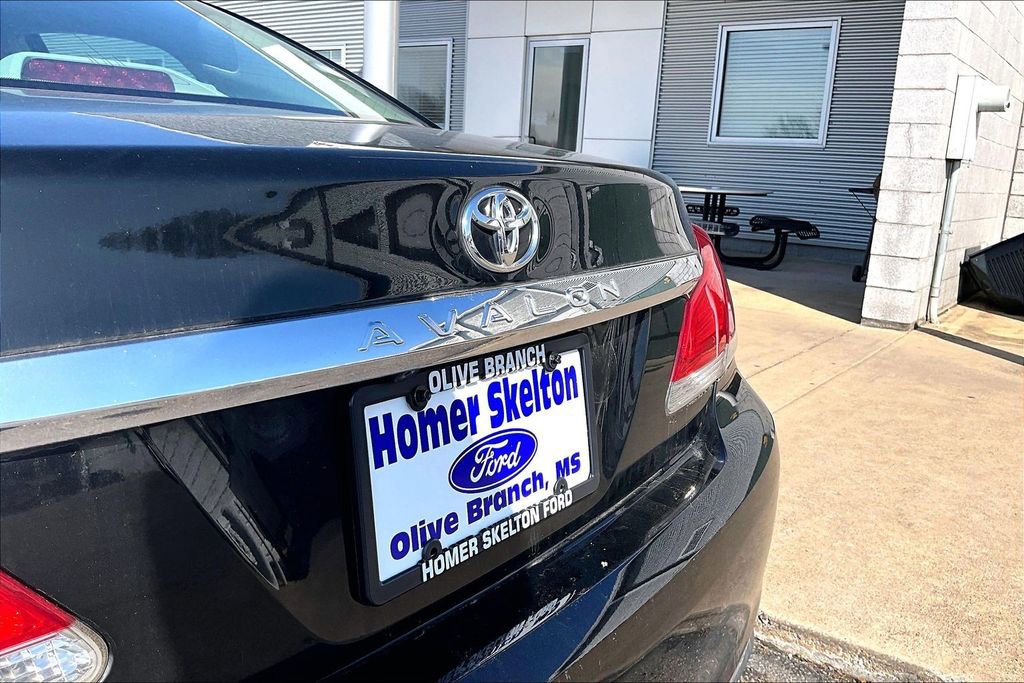 Used 2011 Toyota Avalon image 7