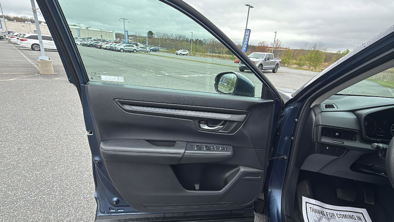 Used 2023 Honda CR-V EX image 24