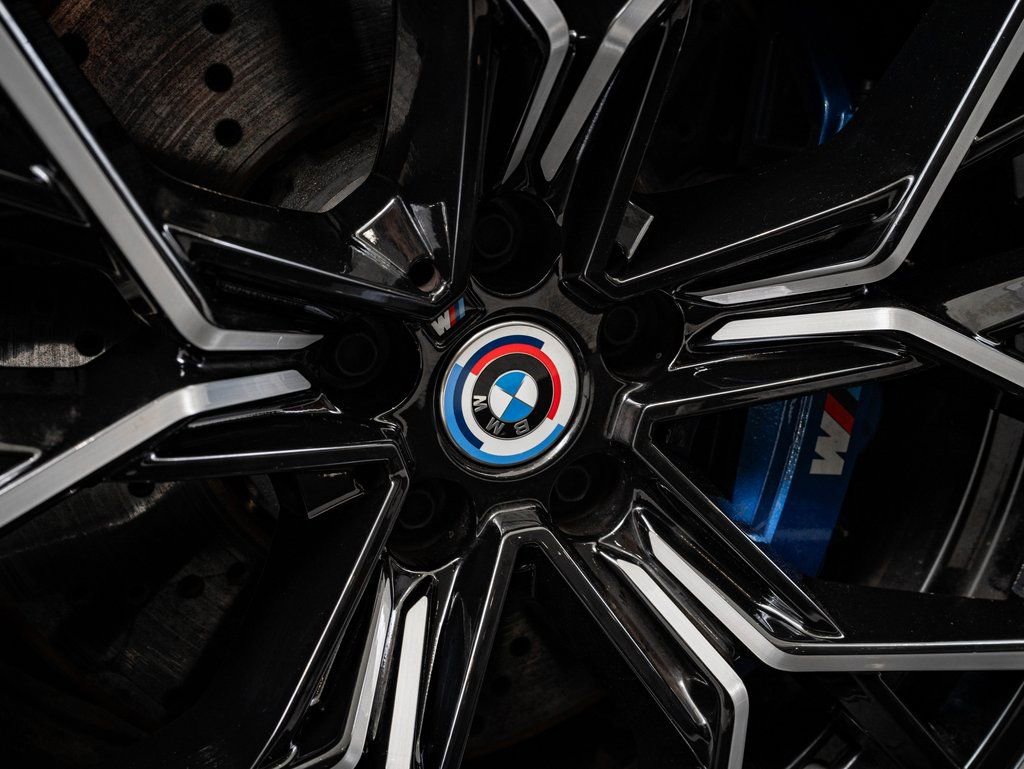 Used 2023 BMW M8 Competition w/ M Carbon Exterior Package image 9