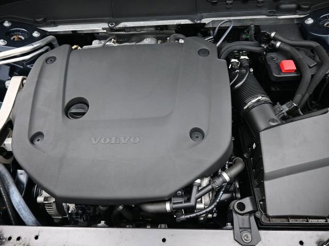 Used 2023 Volvo XC60 B6 Ultimate w/ Climate Package image 36