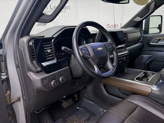 Used 2024 Chevrolet Silverado 2500 High Country image 11