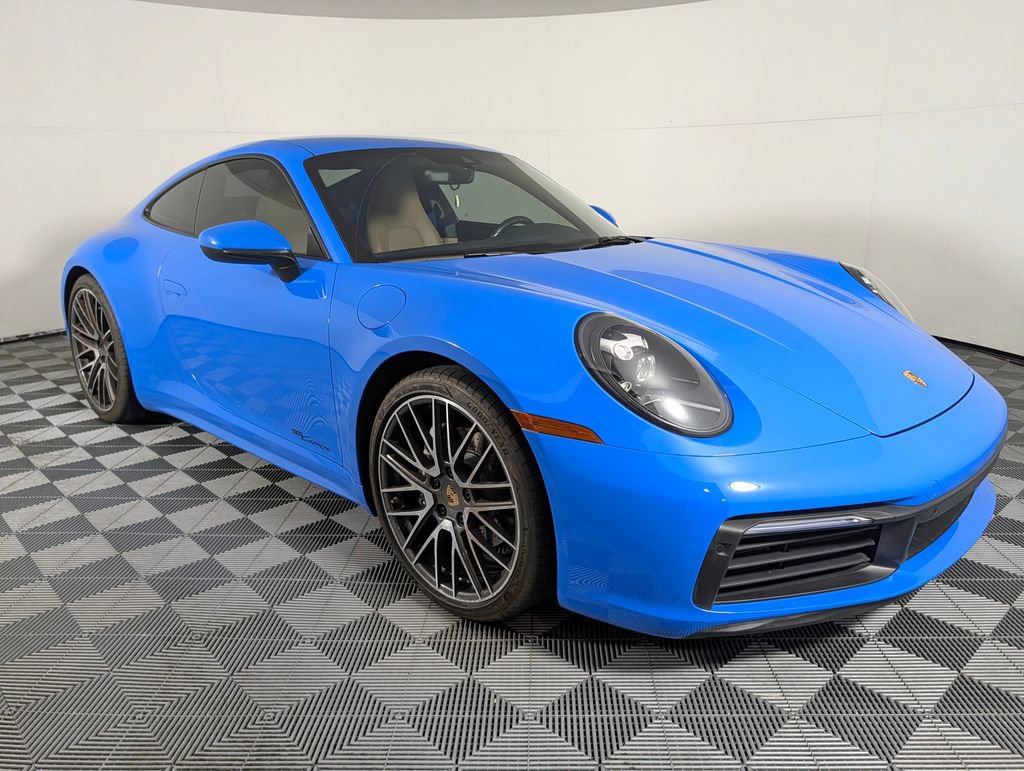 Certified 2023 Porsche 911 Carrera RWD image 9