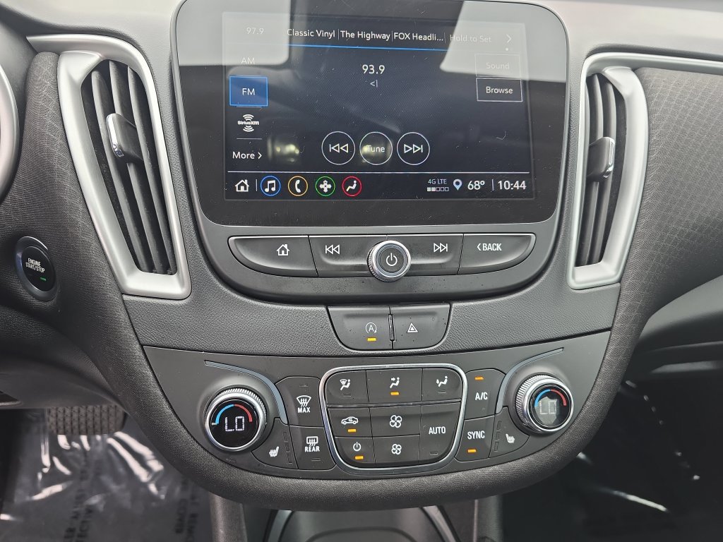 Used 2023 Chevrolet Malibu LT w/ Driver Confidence Package FWD image 18