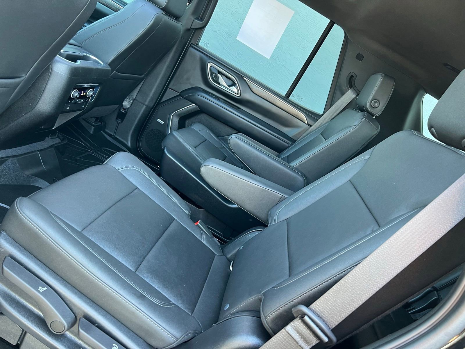 Used 2022 Chevrolet Tahoe Z71 w/ Luxury Package image 57