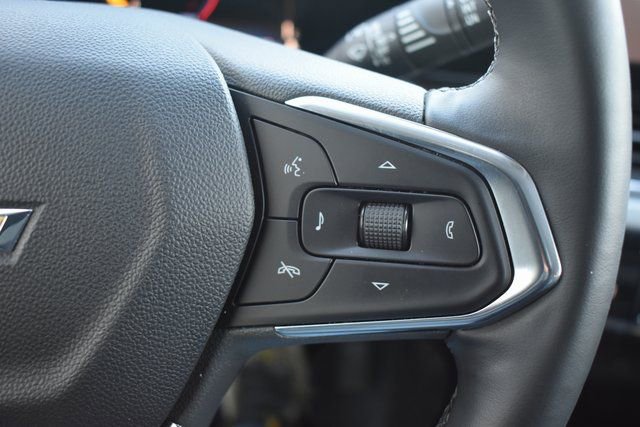 Used 2025 Chevrolet Trax LT w/ LT Convenience Package image 20