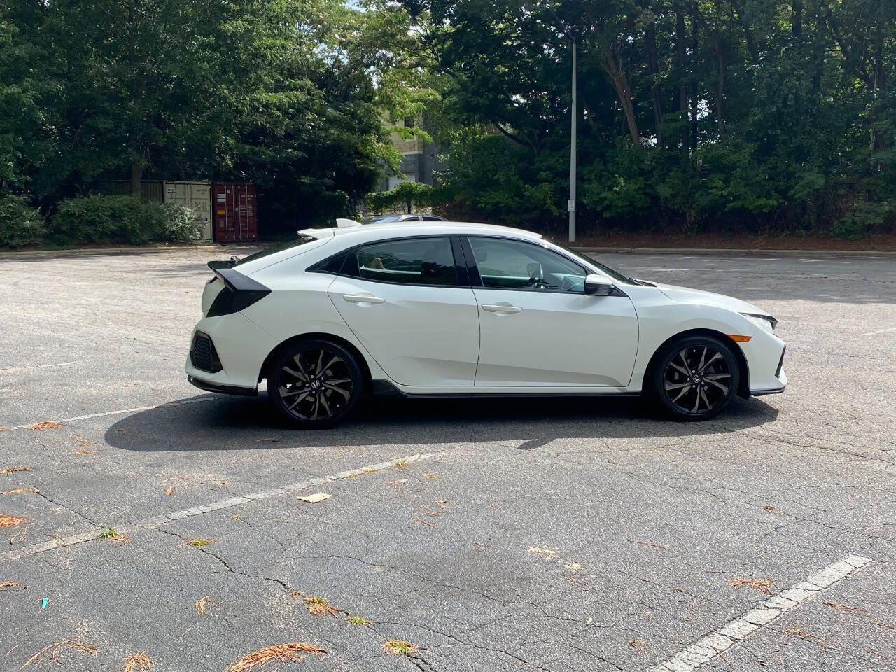 Used 2017 Honda Civic Sport image 4