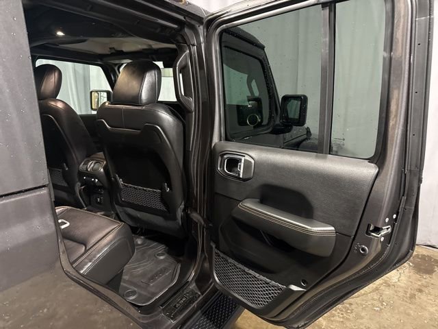 Used 2025 Jeep Gladiator Sport image 30