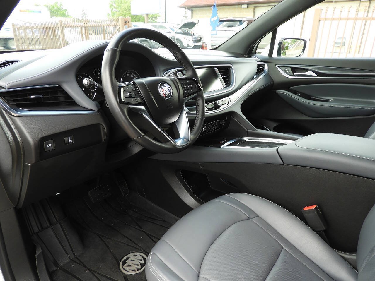 Used 2022 Buick Enclave Essence w/ Trailering Package, 5000 lbs. FWD image 16