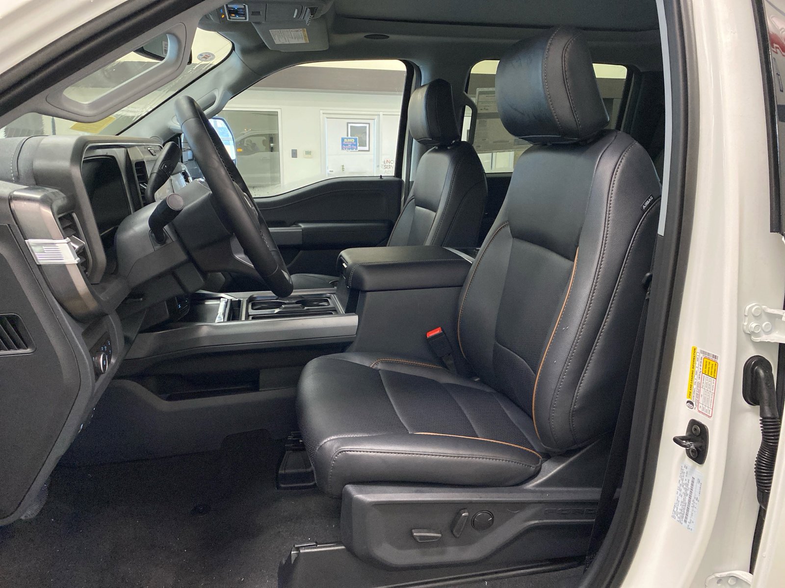 New 2026 Ford F350 Lariat w/ Black Appearance Package image 37