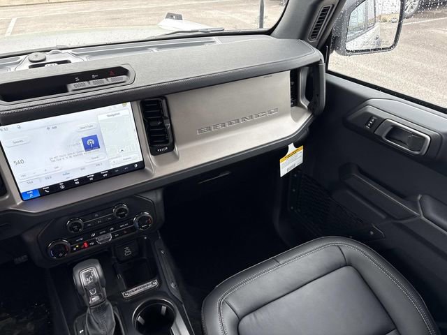 New 2026 Ford Bronco Outer Banks w/ Black Appearance Package image 15